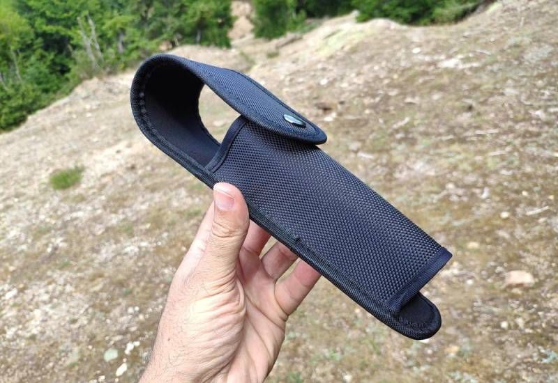 Olight Javelit Pro